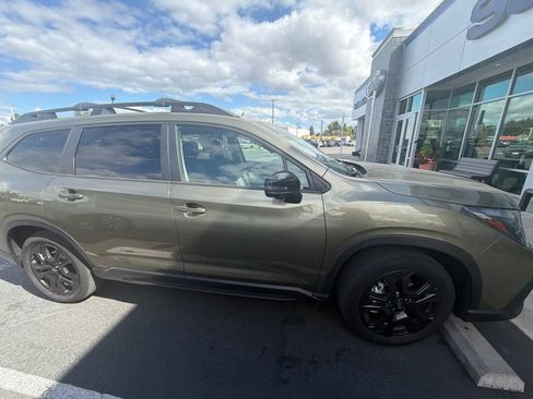 Used 2023 Subaru Ascent Onyx Edition Limited AWD/4WD image 2