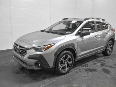 Used 2024 Subaru Crosstrek 2.0i Premium w/ Crosstrek Mirror Package image 3