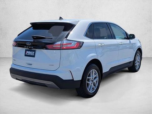 Used 2024 Ford Edge SEL AWD/4WD image 5