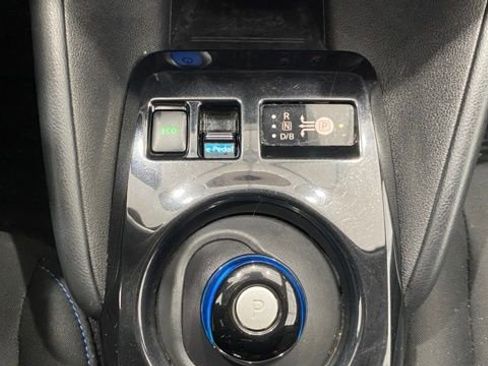Used 2022 Nissan Leaf SV Plus image 36