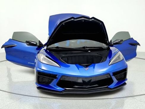 Used 2023 Chevrolet Corvette Stingray Premium Cpe w/ Z51 Performance Package RWD image 12
