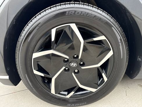 Used 2023 Hyundai Ioniq 5 SE w/ Cargo Package image 11