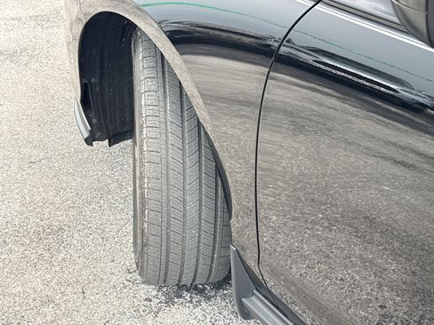 Certified 2023 Honda Accord EX image 40