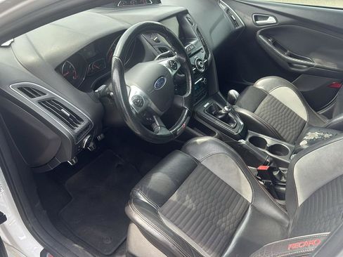 Used 2013 Ford Focus ST FWD image 9