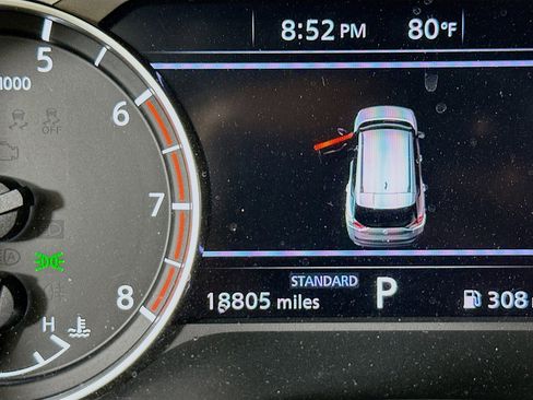 Used 2023 Nissan Rogue SV FWD image 19