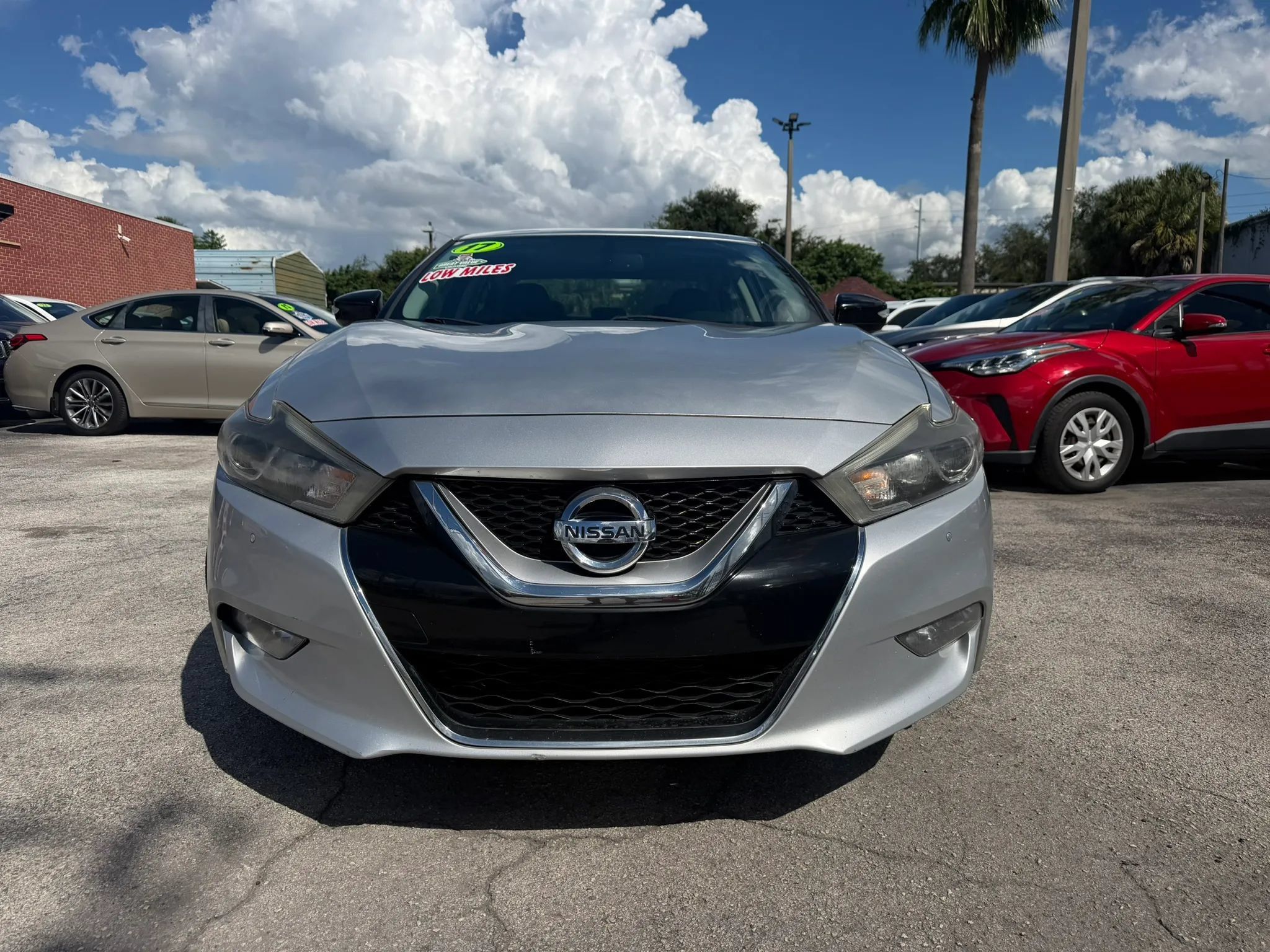 Used 2017 Nissan Maxima 3.5 SV FWD image 2