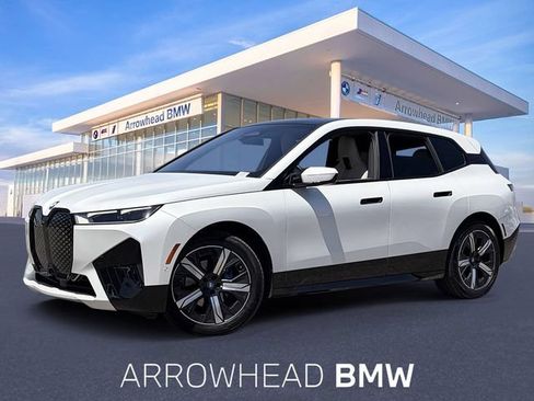 Used 2023 BMW iX xDrive50 w/ Sport Package AWD/4WD image 1