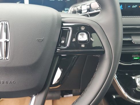 New 2026 Lincoln Corsair Premiere AWD/4WD image 17