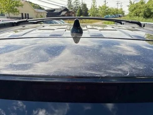 Used 2016 Ford Explorer Limited w/ Equipment Group 301A AWD/4WD image 16