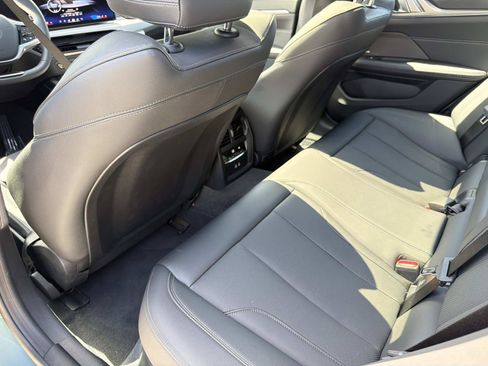 Used 2026 BMW i4 eDrive40 w/ Premium Package RWD image 10