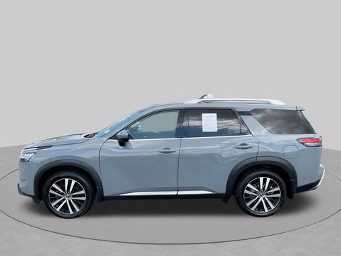 Certified 2023 Nissan Pathfinder Platinum AWD/4WD image 7