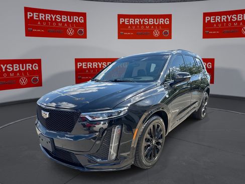 Used 2021 Cadillac XT6 Sport w/ LPO, ONYX Package image 1