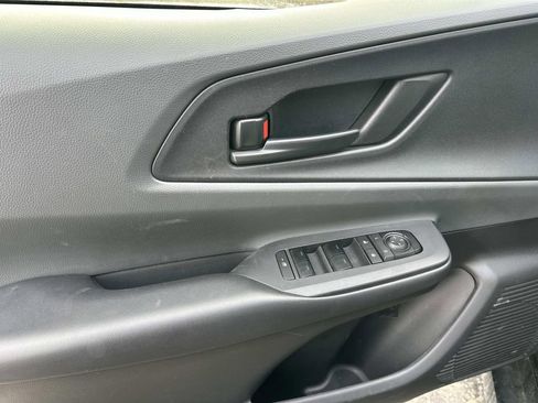 Used 2025 Toyota Prius LE image 15