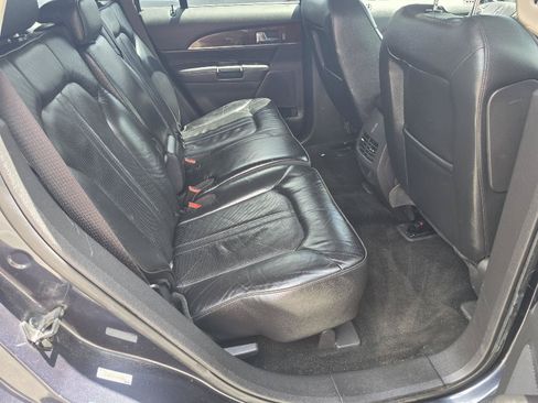 Used 2013 Lincoln MKX AWD image 10