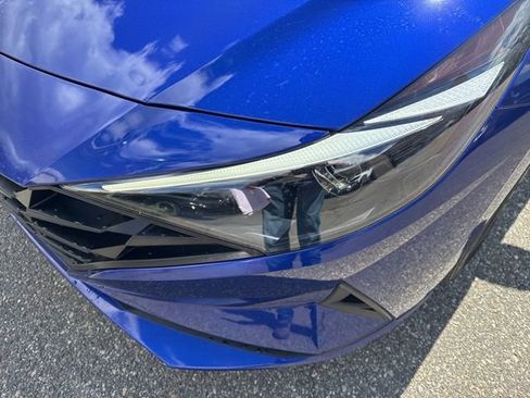 Used 2023 Hyundai Elantra SEL w/ Cargo Package image 29