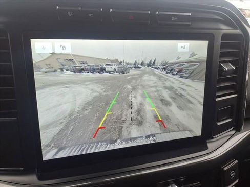 Certified 2022 Ford F150 XLT w/ Equipment Group 302A High image 21