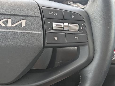 Certified 2026 Kia Sportage SX FWD image 27