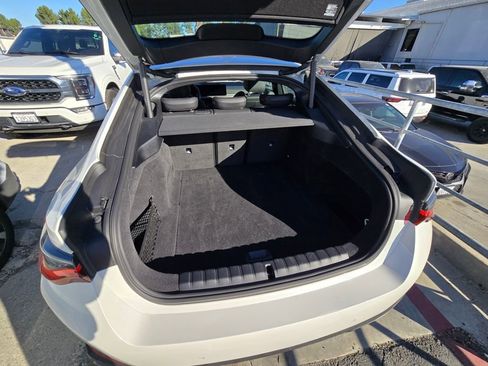 Used 2025 BMW i4 eDrive40 image 22