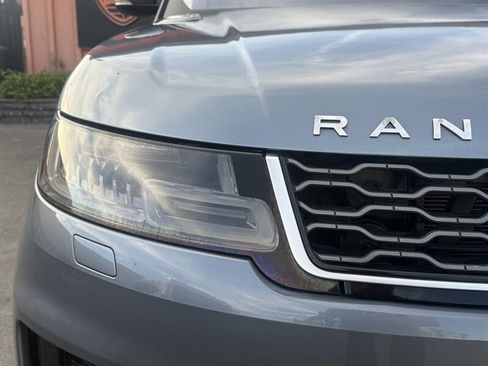 Used 2019 Land Rover Range Rover Sport SE AWD/4WD image 6