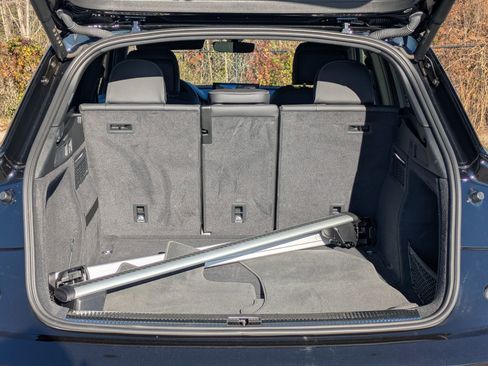 Used 2024 Audi SQ5 Premium Plus w/ Premium Plus Package image 27