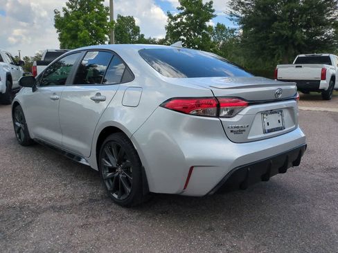 Certified 2026 Toyota Corolla SE FWD image 4