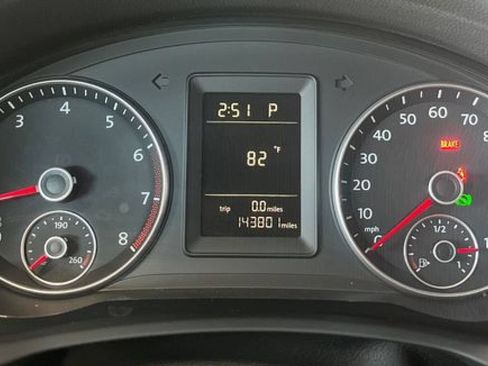 Used 2010 Volkswagen Jetta Limited Edition FWD image 38