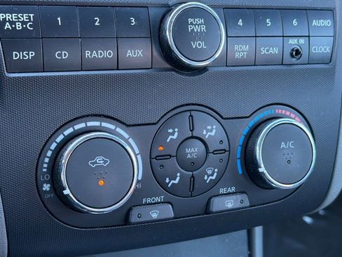 Used 2008 Nissan Altima 3.5 SE w/ Emergency Aid Pkg image 16