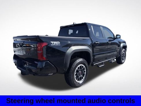 Used 2024 Toyota Tacoma TRD Off-Road w/ TRD Off Road Upgrade Package image 4