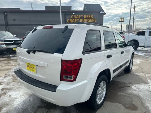 Used 2006 Jeep Grand Cherokee Laredo image 3