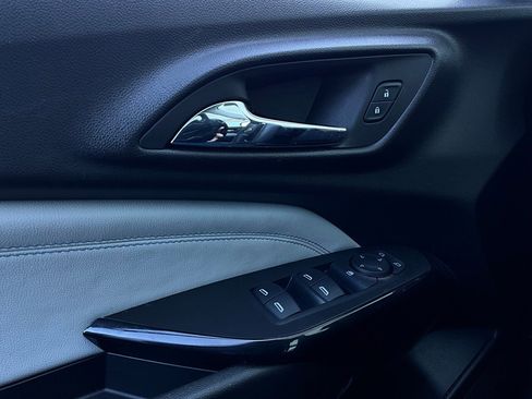 Used 2025 Chevrolet Trax LT image 19