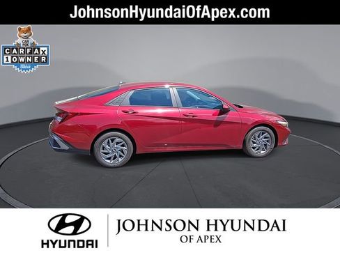 Certified 2024 Hyundai Elantra SEL FWD image 9