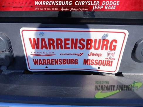 Used 2025 GMC Sierra 1500 SLT image 33