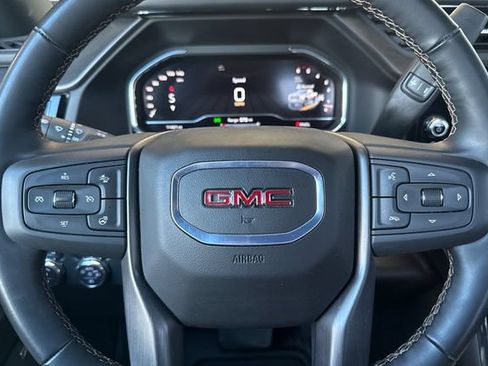 Used 2025 GMC Sierra 2500 AT4 w/ AT4 Premium Plus Package AWD/4WD image 34