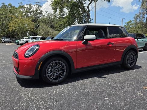 New 2026 MINI Cooper 2-Door Hardtop FWD image 3