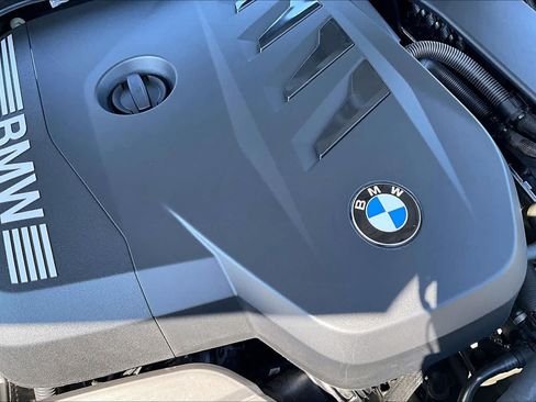 Used 2026 BMW 330i xDrive Sedan w/ M Sport Package AWD/4WD image 34