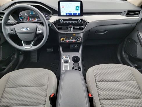 Certified 2020 Ford Escape SE image 26