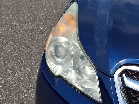 Used 2010 Subaru Legacy 2.5i Premium AWD/4WD image 28