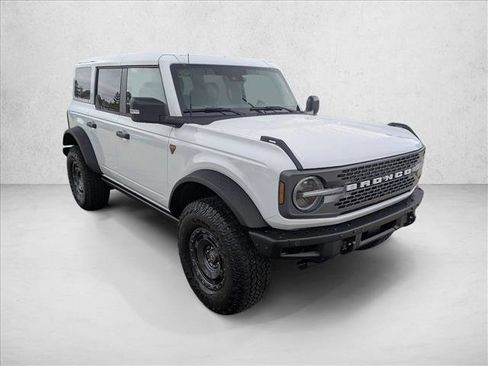 New 2025 Ford Bronco Badlands image 6