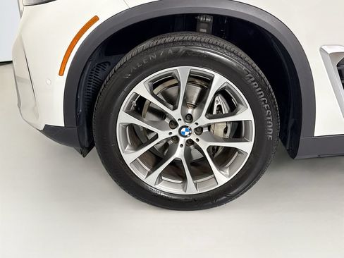 Used 2024 BMW X5 xDrive40i w/ Parking Assistance Package AWD/4WD image 31