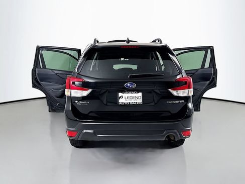 Used 2022 Subaru Forester Premium AWD/4WD image 23