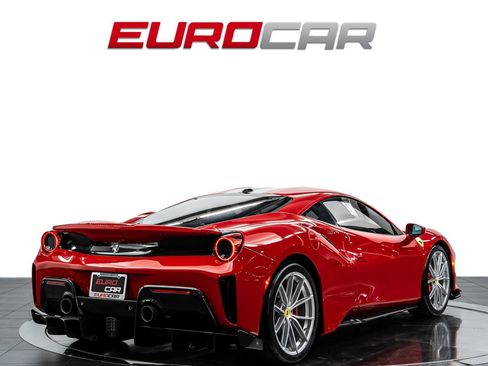 Used 2019 Ferrari 488 Pista Coupe RWD image 5