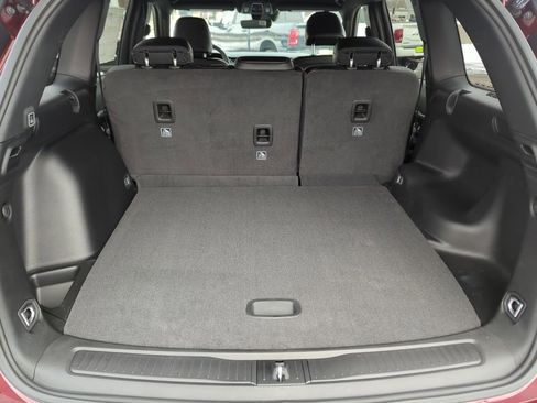 New 2026 Jeep Grand Cherokee Altitude image 40