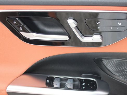 Used 2026 Mercedes-Benz C 300 Sedan image 11