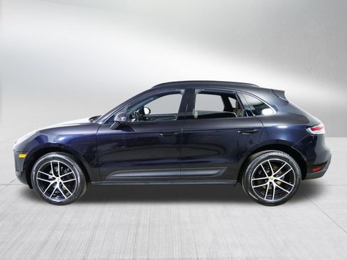 Used 2023 Porsche Macan Turbo image 4