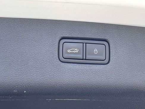 Used 2023 Genesis GV80 2.5T w/ Advanced Package image 13