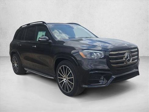 New 2026 Mercedes-Benz GLS 580 4MATIC image 6