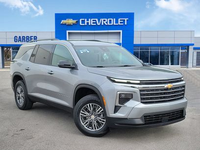 Certified 2025 Chevrolet Traverse LT