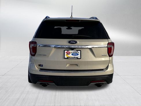 Used 2018 Ford Explorer Limited w/ Equipment Group 301A image 6