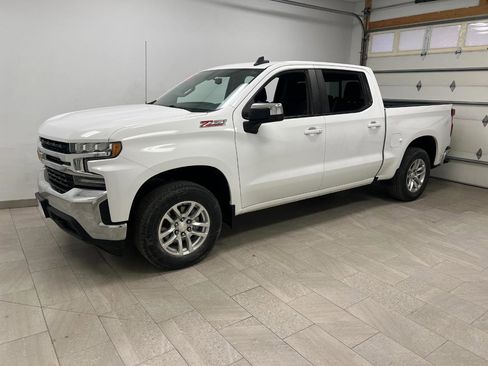 Used 2020 Chevrolet Silverado 1500 LT w/ All-Star Edition image 7