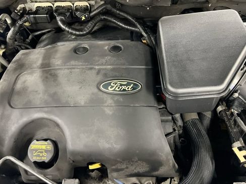 Used 2013 Ford Edge Limited FWD image 24